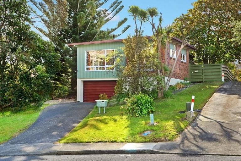 Photo of property in 78 Ravenwood Drive, Forrest Hill, Auckland, 0620