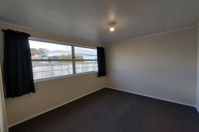 Photo of property in 46a Belt Road, Moturoa, New Plymouth, 4310
