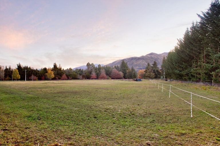 Photo of property in 150 Faulks Road, Wanaka, 9382