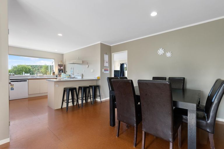 Photo of property in 27 Riverside Way, Ngaruawahia, Huntly, 3771