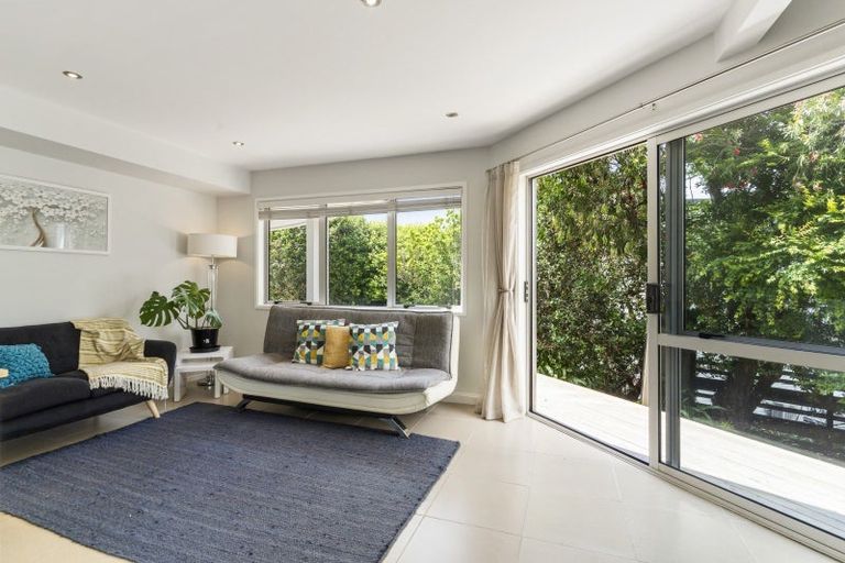 Photo of property in 10 Mccrystal Avenue, Bucklands Beach, Auckland, 2012