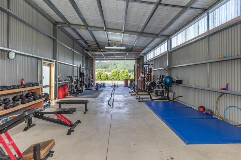 Photo of property in 112 Gladstone Road, Levin, 5571