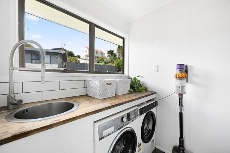 Photo of property in 11 Camden Place, Pukete, Hamilton, 3200