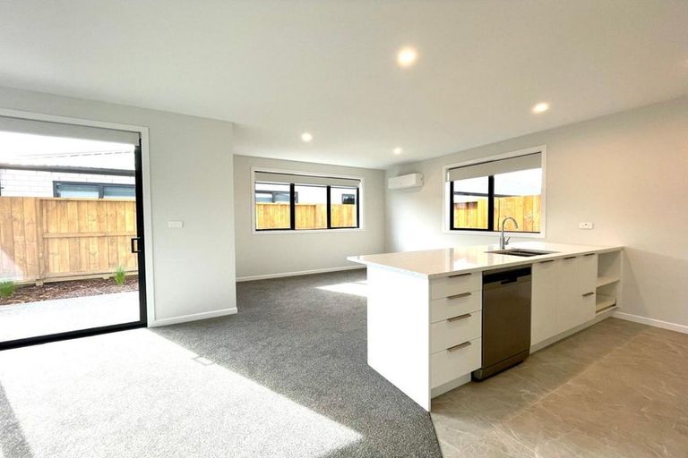 Photo of property in 1 Magnolia Lane, Katikati, 3178