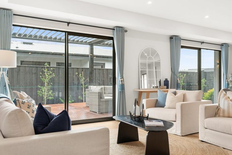 Photo of property in 22 Kirkland Crescent, Harewood, Christchurch, 8051