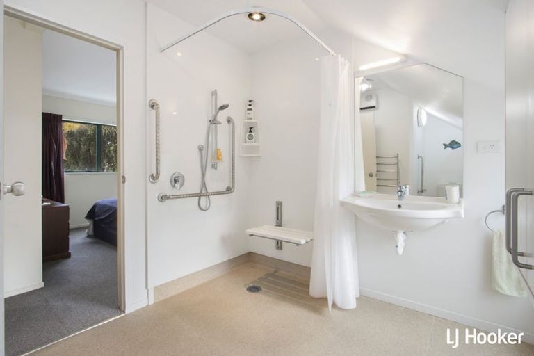 Photo of property in 42 Ocean View Road, Waihi Beach, 3611