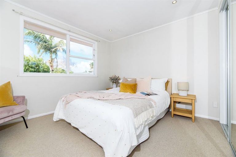 Photo of property in 13 Roby Street, Te Atatu Peninsula, Auckland, 0610