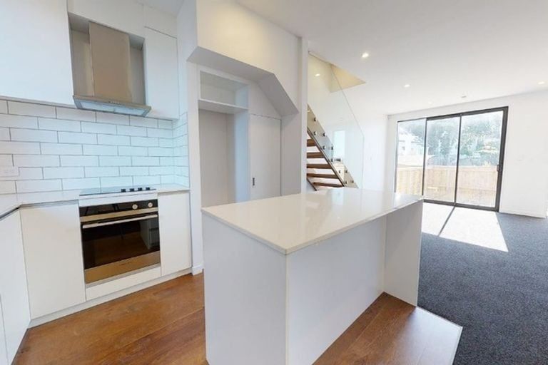 Photo of property in 10/80u Seatoun Heights Road, Seatoun, Wellington, 6022