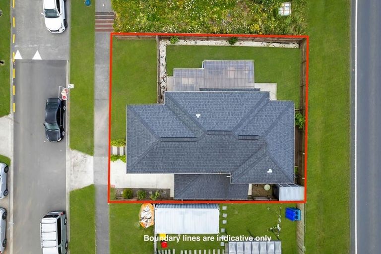 Photo of property in 35 Sapwood Crescent, Takanini, 2110