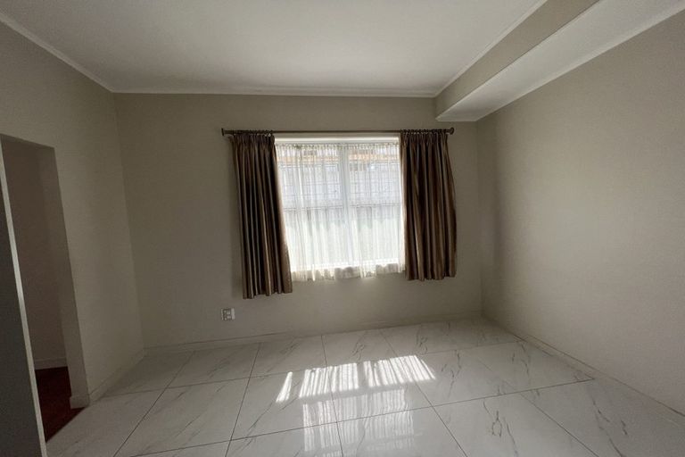 Photo of property in 2/50 Huia Road, Papatoetoe, Auckland, 2025