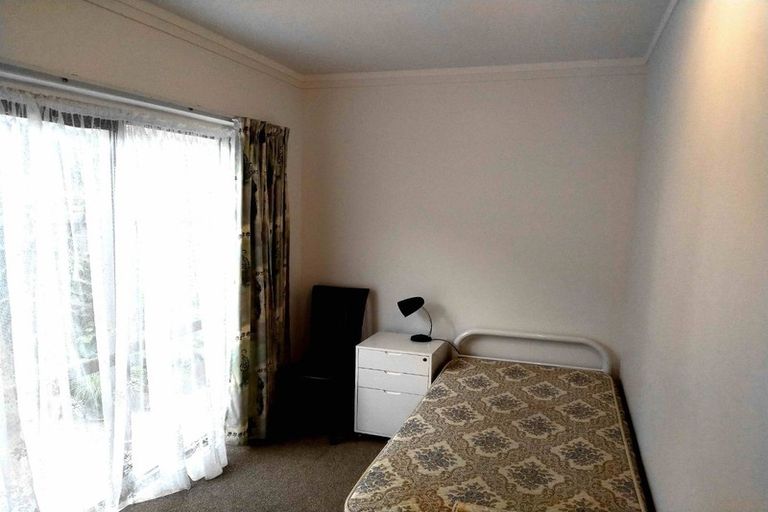 Photo of property in 16 Sydney Street, Hauraki, Auckland, 0622