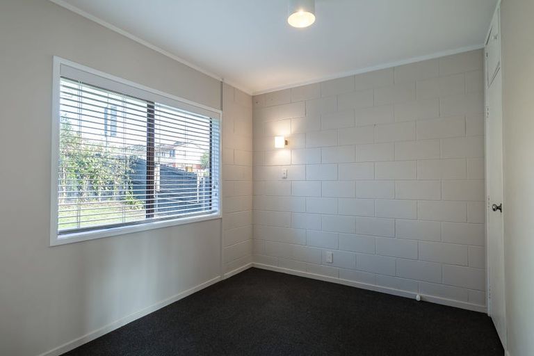 Photo of property in 5a Dolbear Street, Titirangi, Auckland, 0604