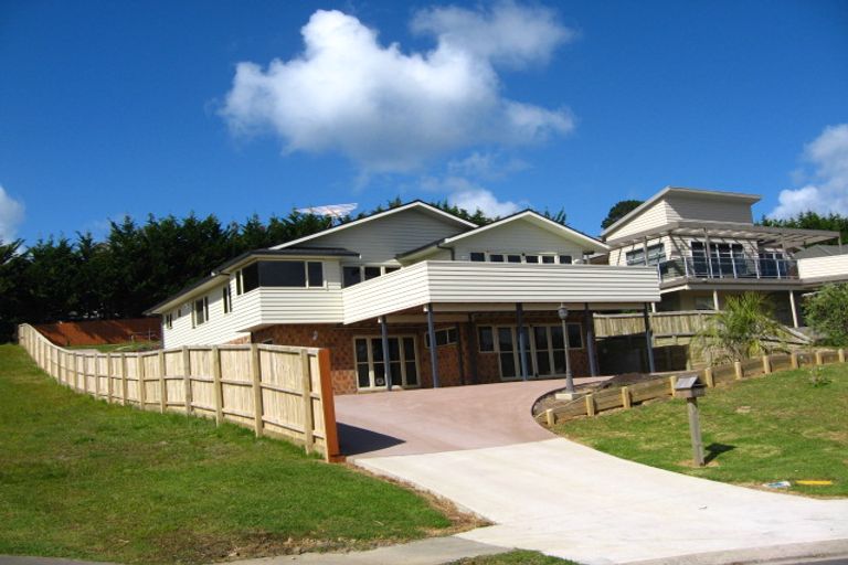 Photo of property in 32 Javelin Close, Gulf Harbour, Whangaparaoa, 0930