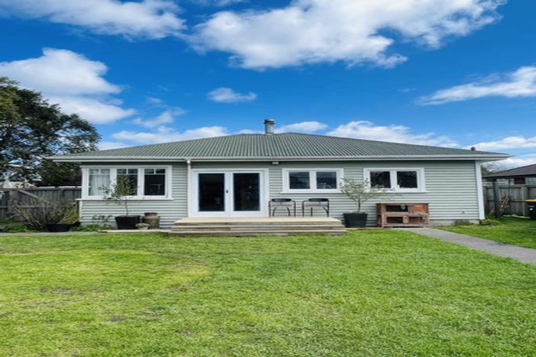 Photo of property in 14 Goldsmith Place, Waltham, Christchurch, 8023