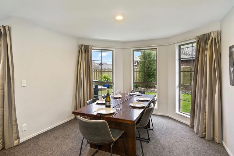 Photo of property in 433 Mairehau Road, Parklands, Christchurch, 8083