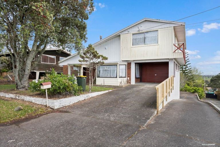 Photo of property in 434 Don Buck Road, Massey, Auckland, 0614
