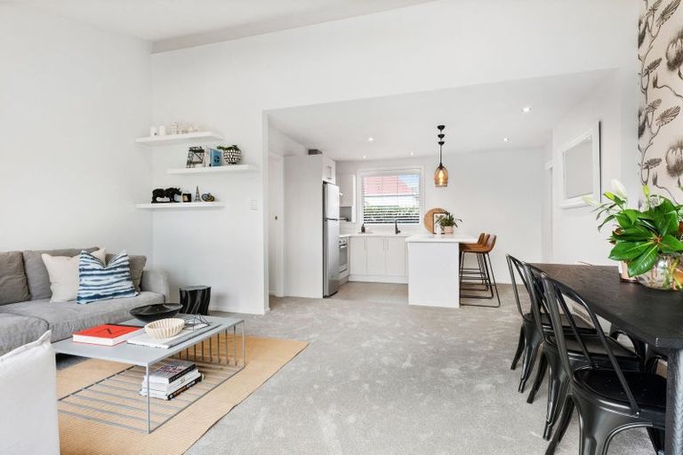 Photo of property in 2/42 Gordon Avenue, St Albans, Christchurch, 8014