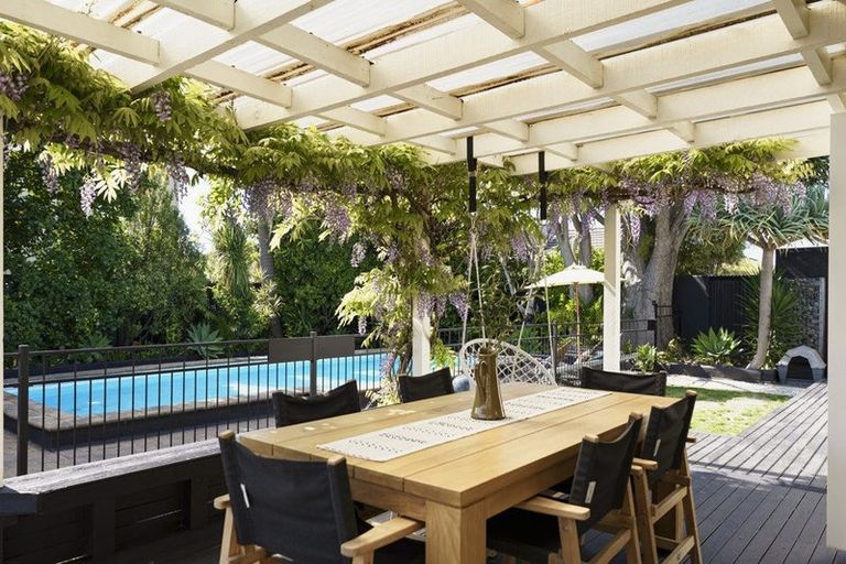 Photo of property in 19a Jull Street, Napier South, Napier, 4110