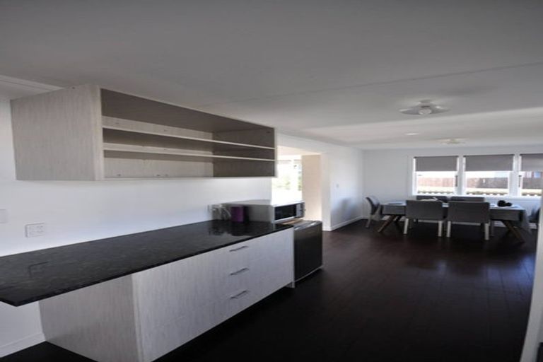 Photo of property in 16 Grant Crescent, Masterton, 5810