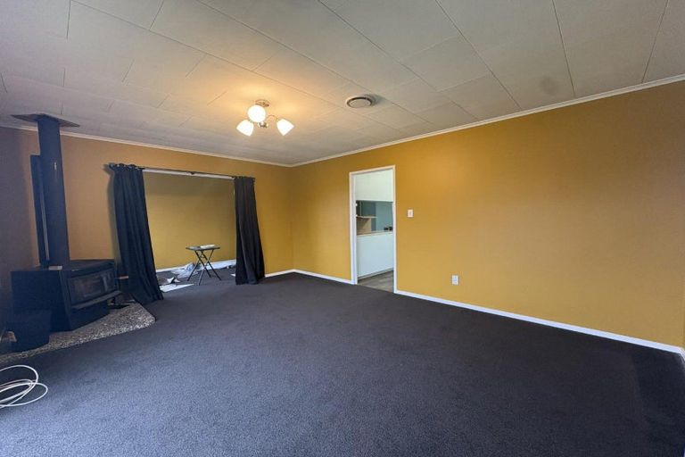 Photo of property in 27 Wairoa Place, Tokoroa, 3420