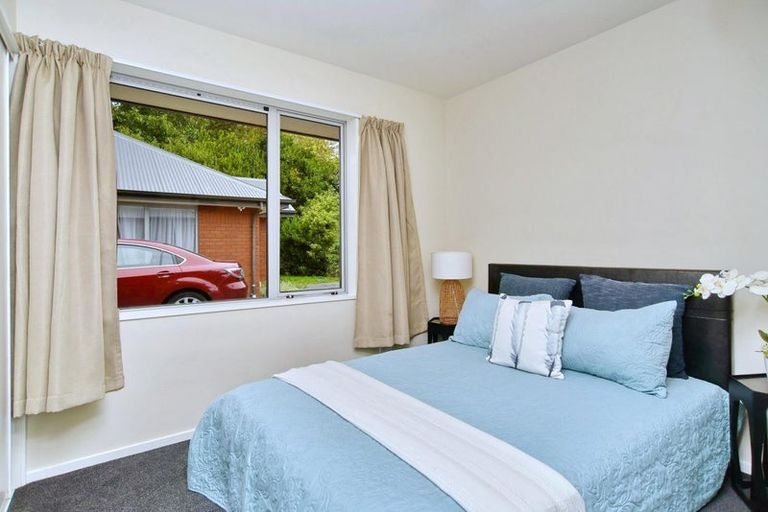 Photo of property in 18d Defoe Place, Waltham, Christchurch, 8023