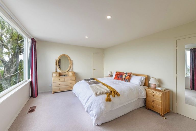 Photo of property in 12 Thorby Street, Northland, Wellington, 6012