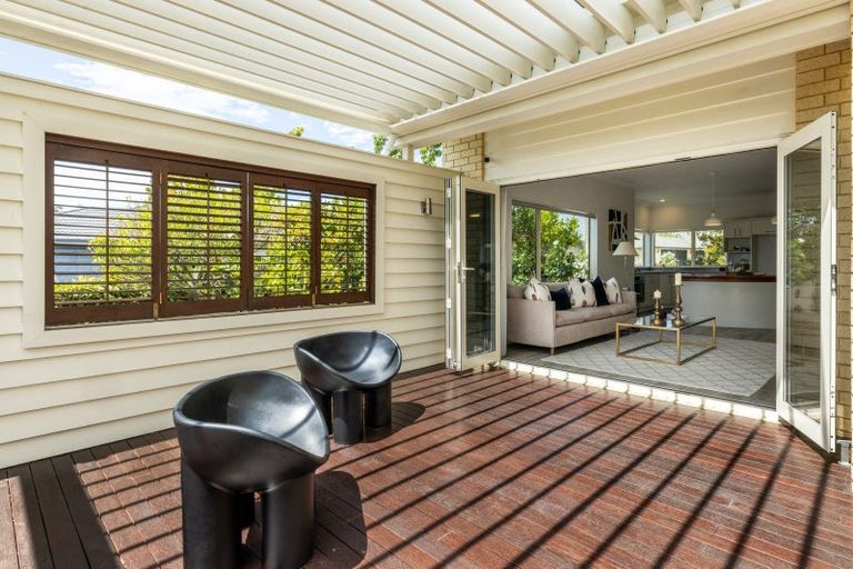 Photo of property in 6 Scott Place, Havelock North, 4130