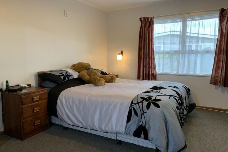 Photo of property in 11 Jull Crescent, Waipukurau, 4200