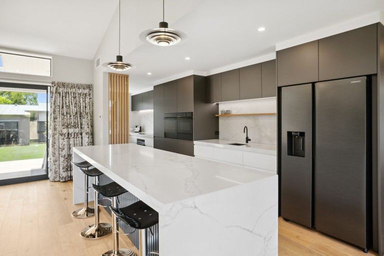 Photo of property in 5 Bressay Way, Waikanae, 5036