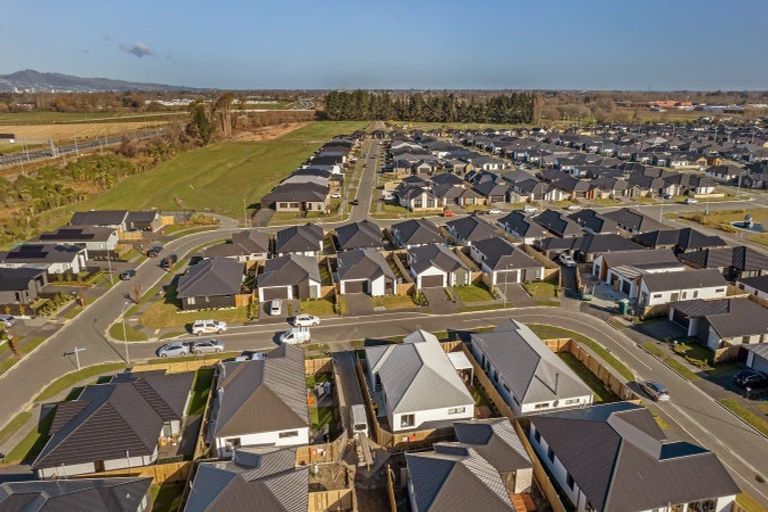 Photo of property in 5 Llew Summers Street, Belfast, Christchurch, 8051