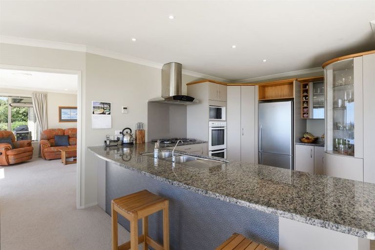 Photo of property in 109r Waikite Road, Welcome Bay, Tauranga, 3175