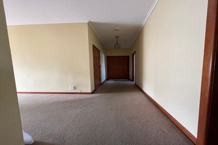 Photo of property in 28 Carruth Road, Papatoetoe, Auckland, 2025
