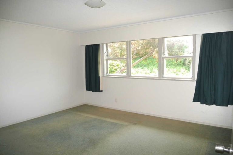 Photo of property in 52 Golf Road, Paraparaumu Beach, Paraparaumu, 5032