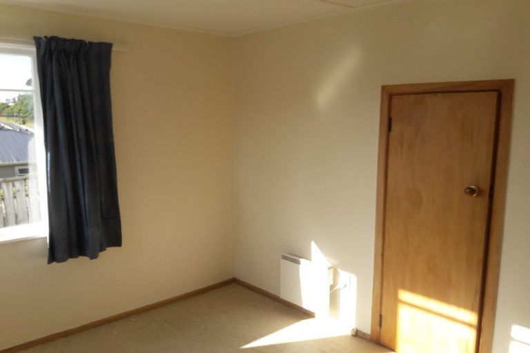 Photo of property in 9 Fraser Avenue, Johnsonville, Wellington, 6037