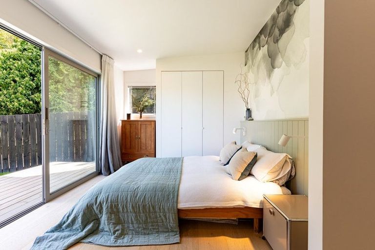 Photo of property in 18 Hastings Road, Mairangi Bay, Auckland, 0630