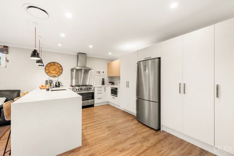 Photo of property in 39 Cudby Street, Woburn, Lower Hutt, 5011