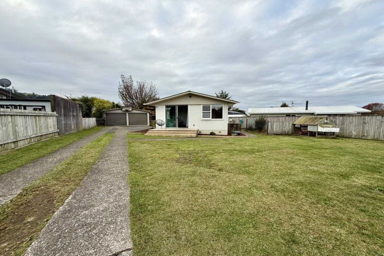 Photo of property in 4 Jade Place, Pukehangi, Rotorua, 3015