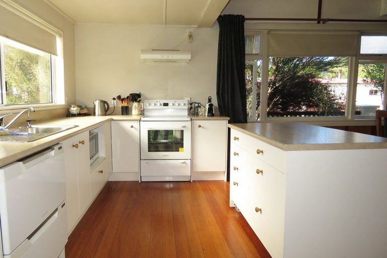 Photo of property in 74 Church Street, Reefton, 7830