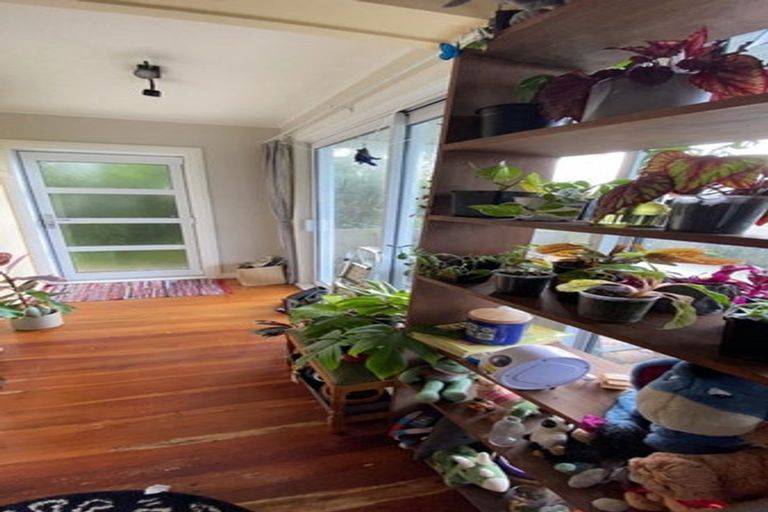 Photo of property in 54 Verviers Street, Karori, Wellington, 6012