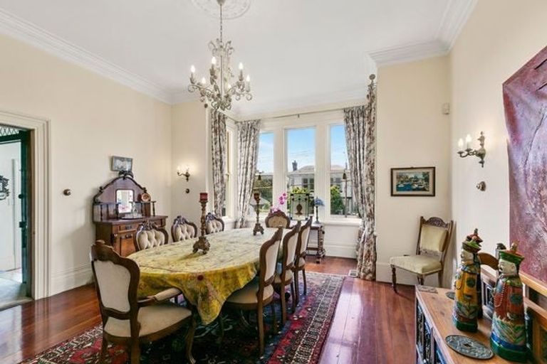 Photo of property in 50 Tinakori Road, Thorndon, Wellington, 6011