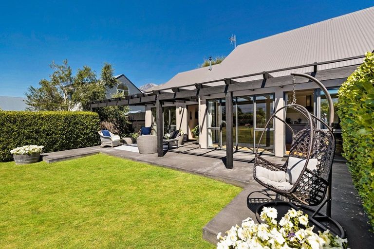 Photo of property in 2 Wellswood Way, Lower Shotover, Queenstown, 9371