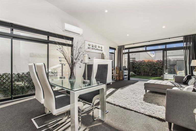 Photo of property in 5 Leadership Crescent, Papakura, 2110