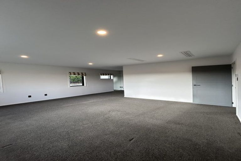 Photo of property in 4 Flavell Drive, Orewa, 0931