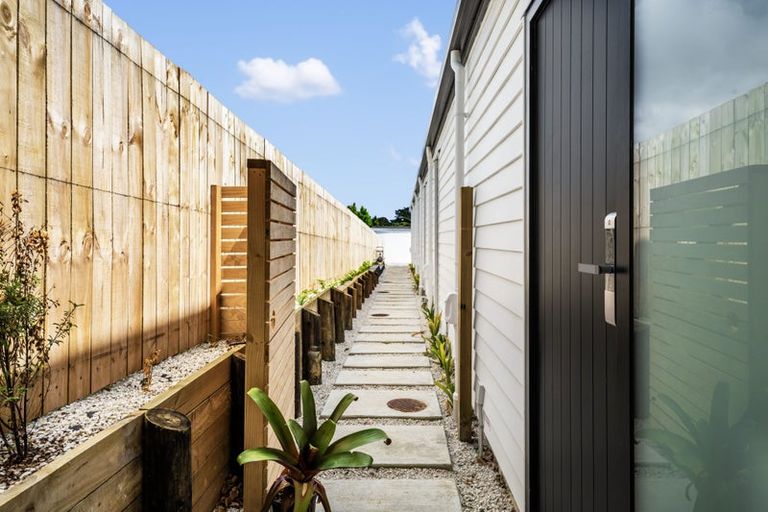 Photo of property in 6/40 Bahari Drive, Ranui, Auckland, 0612