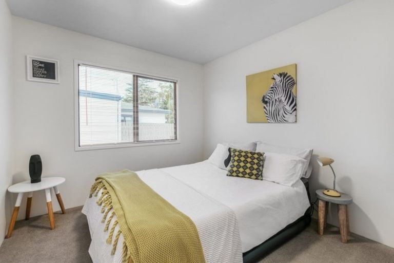 Photo of property in 2/56 Jellicoe Road, Manurewa, Auckland, 2102