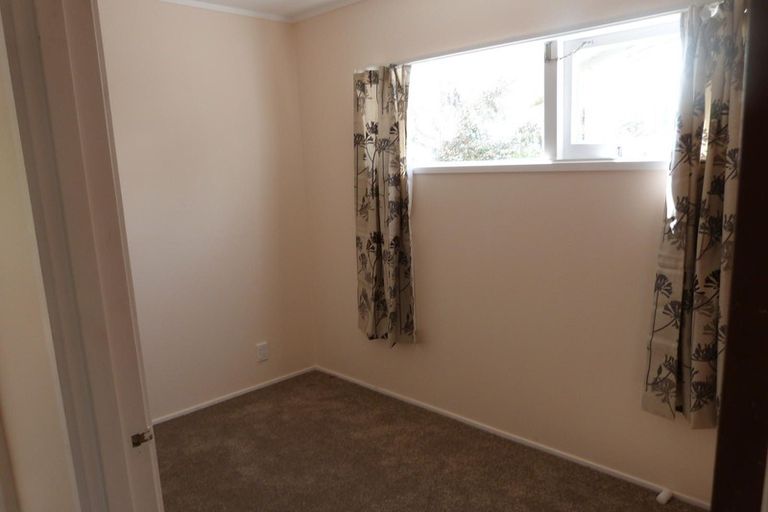 Photo of property in 1a Elliott Avenue, Bayview, Auckland, 0629