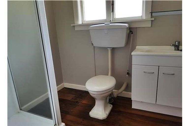 Photo of property in 2/27 Devonport Lane, St Albans, Christchurch, 8014