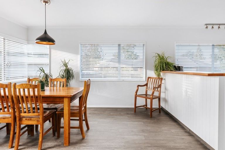 Photo of property in 6 Fairview Place, Te Puke, 3119