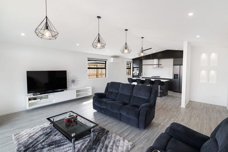 Photo of property in 1 Lolite Lane, Rolleston, 7615