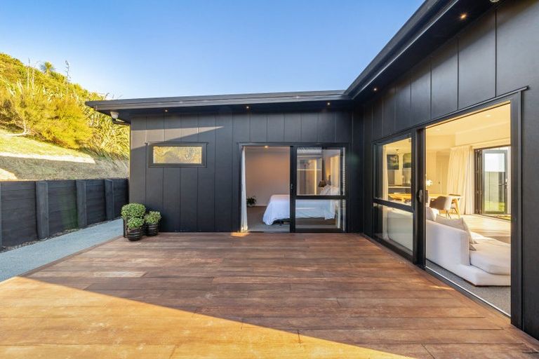 Photo of property in 12 Kaiaho Close, Aotea, Porirua, 5024